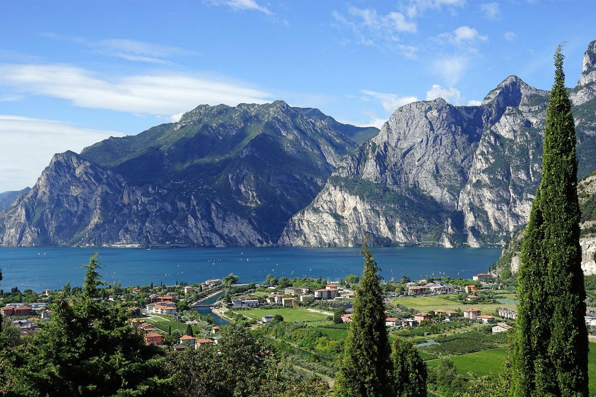 LagoGarda.jpg