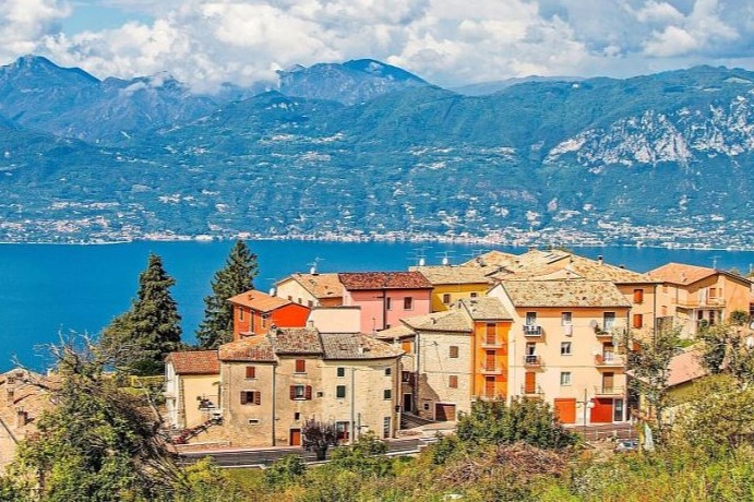 San_Zeno_Paese.jpg