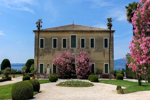 Villa_Guarienti.jpg Villa_Guarienti.jpg
